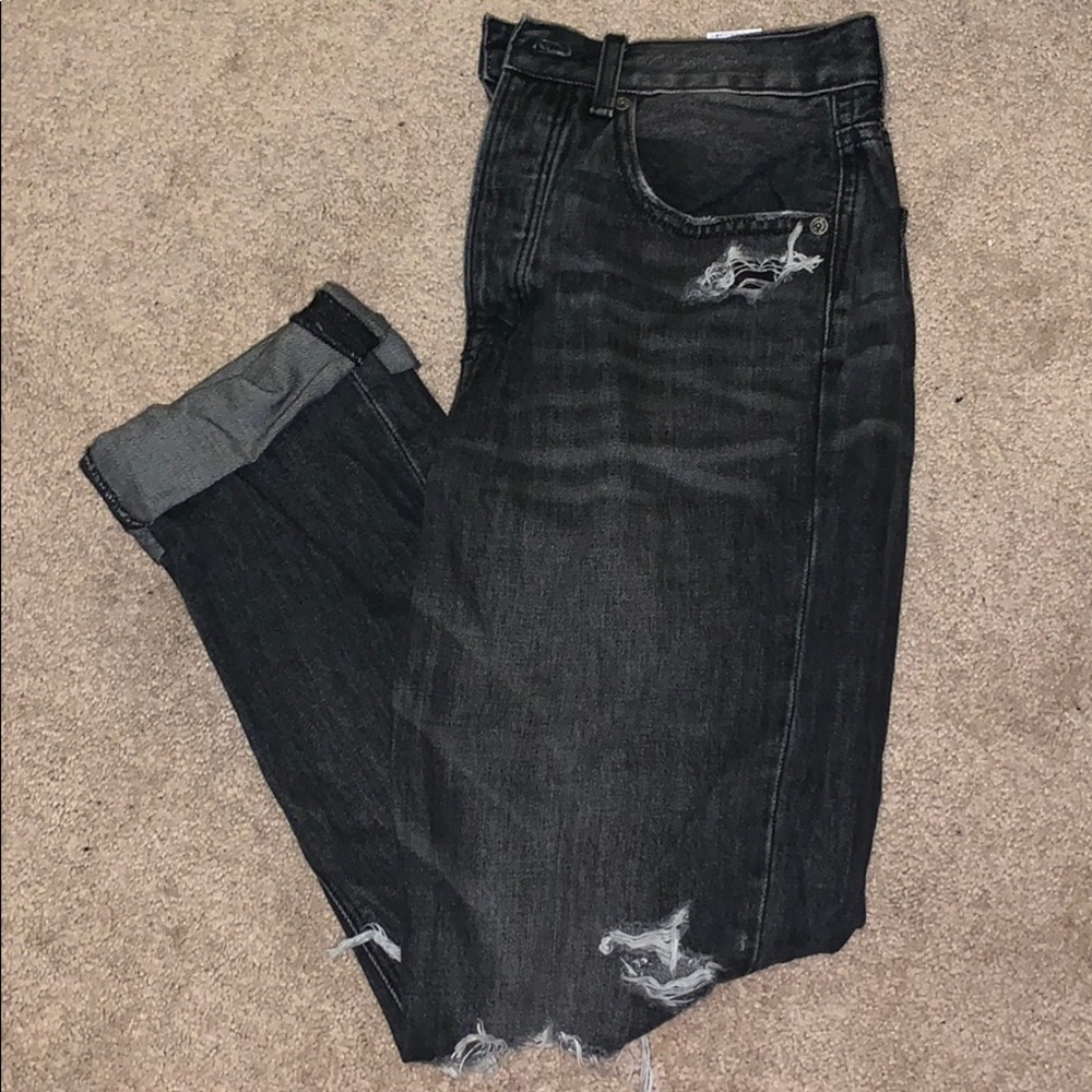 American Eagle Mom Jeans